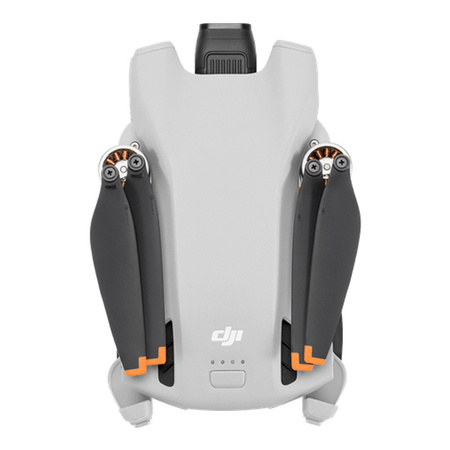 OUTLET Dron DJI Mini 3 Fly More Combo (DJI RC)